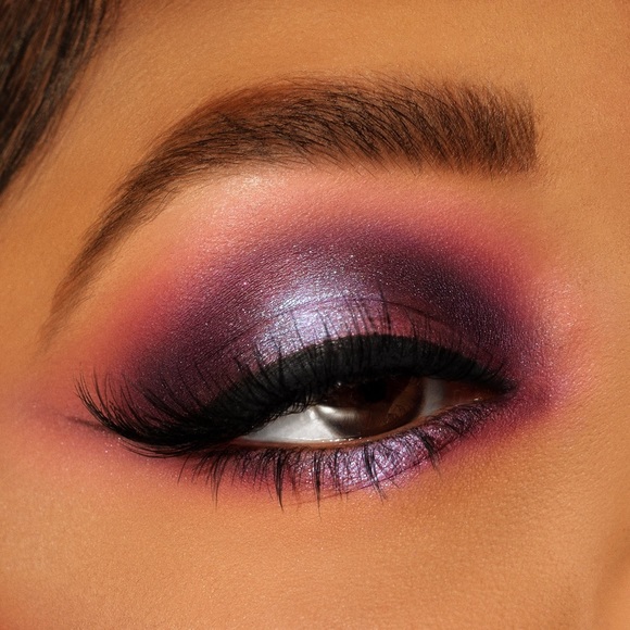 Club Daddy Pressed Pigment & Eyeshadow Palette  From Artist Couture - Picture 9 of 9